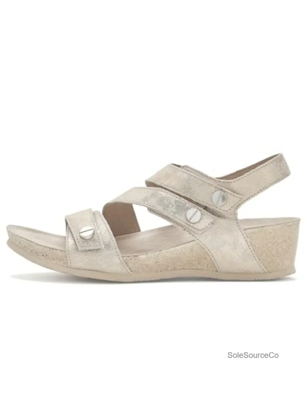 Munro Del Mar Suede Wedge Sandals Triple Adjust Hook & Loop Cream